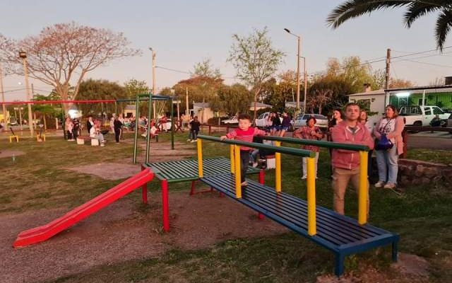 Intendente Andrés Lima presentó mejoras en la placita de barrio Calafí