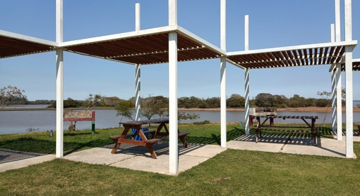 Articulación entre intendencia de Salto, municipios y diputación para promover obras y mejoras en los municipios de Belén y Constitución Articulación entre intendencia de Salto, municipios y diputación para promover obras y mejoras en los municipios de Belén y Constitución