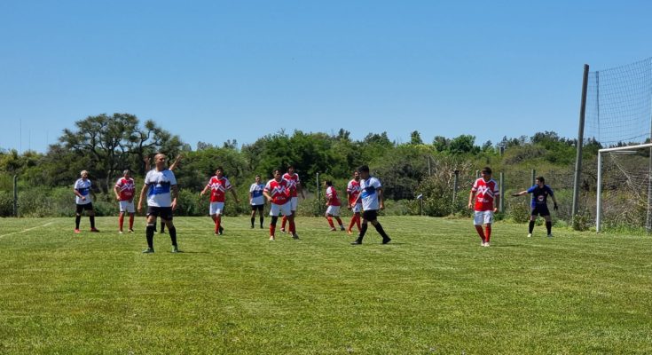 La Cafetera, Santos, La República y Ceibal jugarán la Liguilla de la Liga Súper Senior