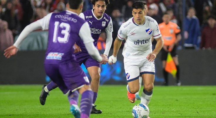 Clausura: Nacional y Defensor Sporting empataron 1-1 en el Gran Parque Central Clausura: Nacional y Defensor Sporting empataron 1-1 en el Gran Parque Central