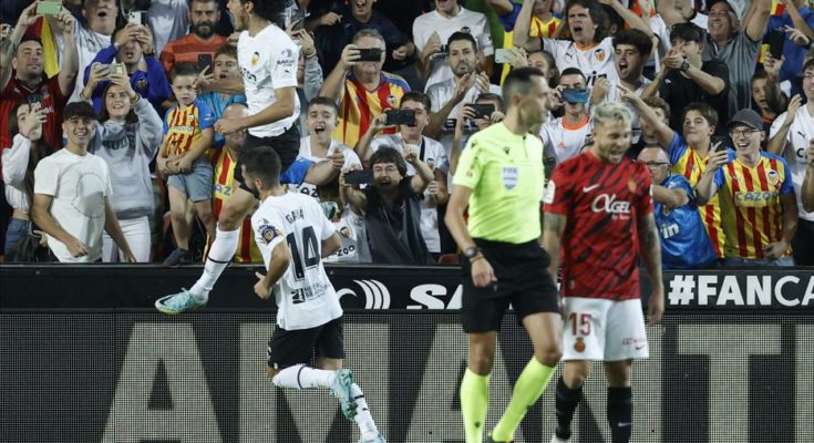 España: Valencia, con gol de Edinson Cavani, cayó derrotado 2-1 con Mallorca en Mestalla