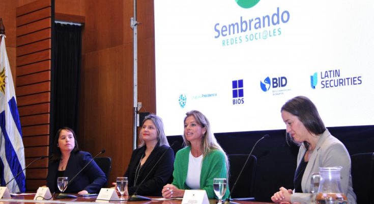 Emprendedores de todo el país participaron en programa Sembrando Redes Sociales