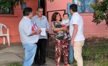El intendente Andrés Lima recorrió obras en el extremo este de la ciudad y dialogó con vecinos