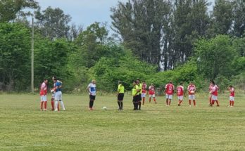 La Cafetera y La República juegan la final de la Liga de Fútbol Súper Senior