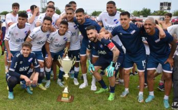Amistoso: Nacional derrotó 1-0 a Tacuarembó en el Goyenola y ganó la copa Carlos Gardel Amistoso: Nacional derrotó 1-0 a Tacuarembó en el Goyenola y ganó la copa Carlos Gardel