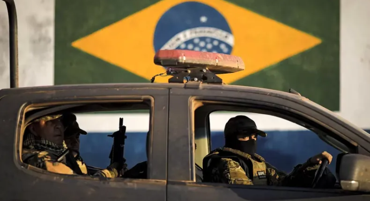 Las fuerzas de seguridad recuperan la sede del Tribunal Supremo de Brasil Las fuerzas de seguridad recuperan la sede del Tribunal Supremo de Brasil