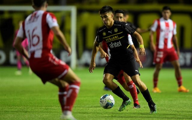 Amistoso: Peñarol empató sin goles con Unión en el Campeón del Siglo y cayó en los penales