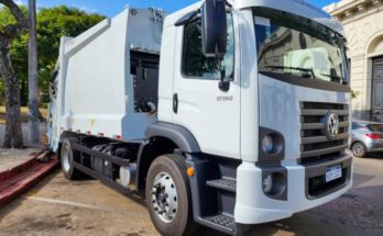 Llegó a Salto la una nueva recolectora de residuos con destino a Belén y Constitución