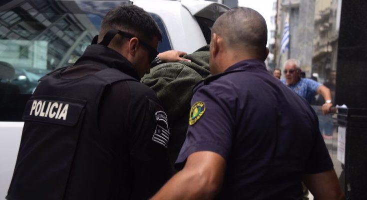 Justicia condenó a policía que recomendó a Astesiano cómo tenía que declarar su hijo