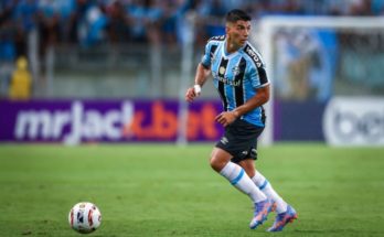 Gremio ganó por una asistencia con avivada de Luis Suárez y lidera el Campeonato Gaúcho