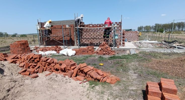 Lima destaca avance en la construcción de la sala velatoria en el Municipio de Valentín Lima destaca avance en la construcción de la sala velatoria en el Municipio de Valentín