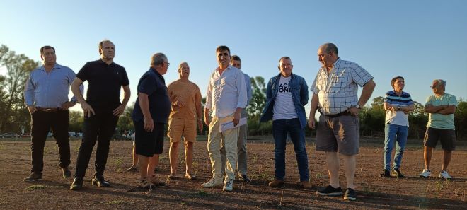 Intendente Lima destacó entrega en comodato de terreno para la cancha de San Isidro FC Intendente Lima destacó entrega en comodato de terreno para la cancha de San Isidro FC