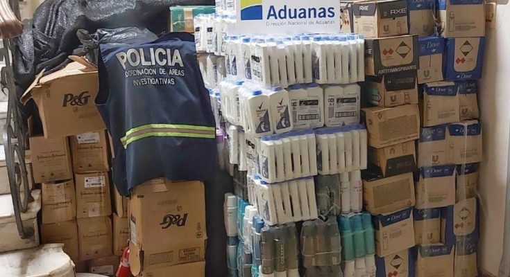 Incautan camión con contrabando por casi tres millones de pesos