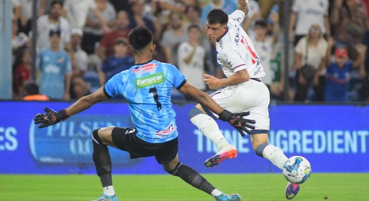 Apertura: Nacional, con muy poco, venció 3-1 a Boston River en el Gran Parque Central