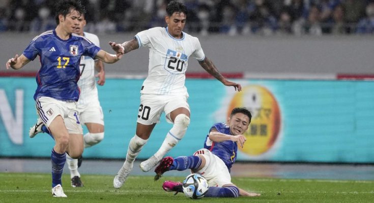 Con gol de Valverde y dos debuts, Uruguay empató 1-1 con Japón en