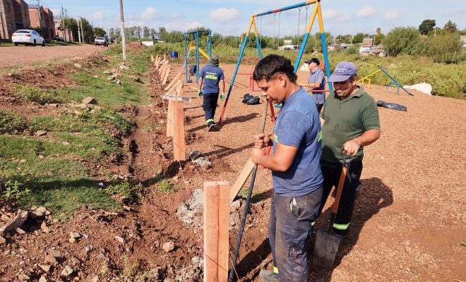 Mejoras en placita de barrio La Esperanza fueron destacadas por el intendente Lima