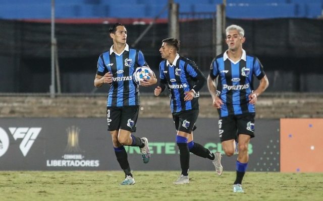 Libertadores: Liverpool igualó 2-2 con Argentinos en el Centenario y sumó su primer punto