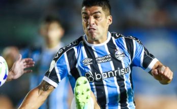 Luis Suárez analiza adelantar su retiro por lesión, según la prensa brasileña