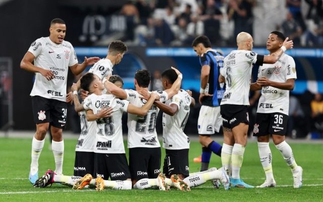 Libertadores: Liverpool cayó 3-0 con Corinthians y no pudo clasificar a Sudamericana