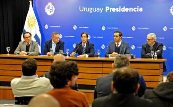 Gobierno decretó emergencia hídrica en área metropolitana y anunció exoneración impositiva para agua embotellada