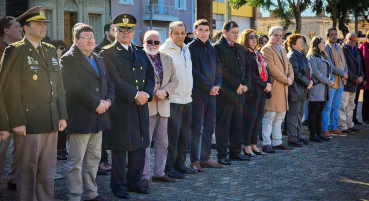 Se realizó el acto conmemorativo del 193º aniversario de la Jura de la Constitución