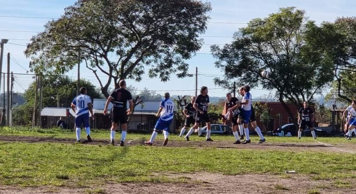 Resultados y posiciones de la Liga de Fútbol Súper Senior