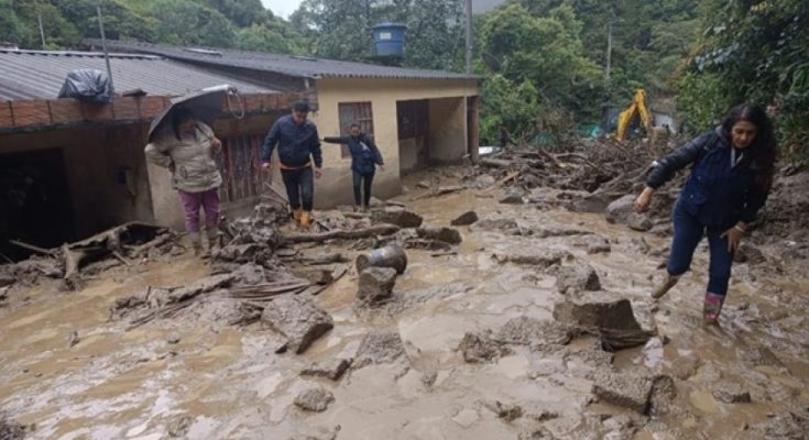 Aumentan a 15 los muertos por varias avalanchas en Quetame, Colombia