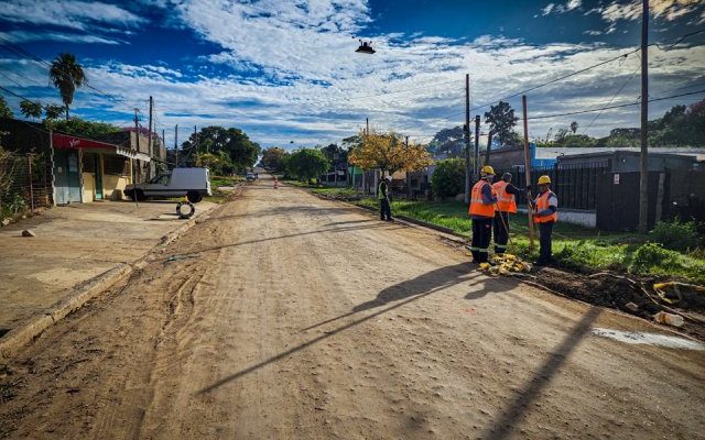 Avanzan trabajos en las calles del barrio Independencia