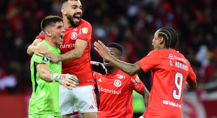 Libertadores: Inter de Porto Alegre eliminó a River Plate y por penales tras ganarle 2-1 Libertadores: Inter de Porto Alegre eliminó a River Plate y por penales tras ganarle 2-1