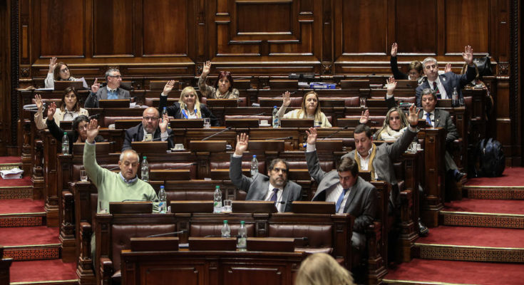 Rendición condicional: CA depuso su actitud inicial y votó proyecto en Diputados Rendición condicional: CA depuso su actitud inicial y votó proyecto en Diputados