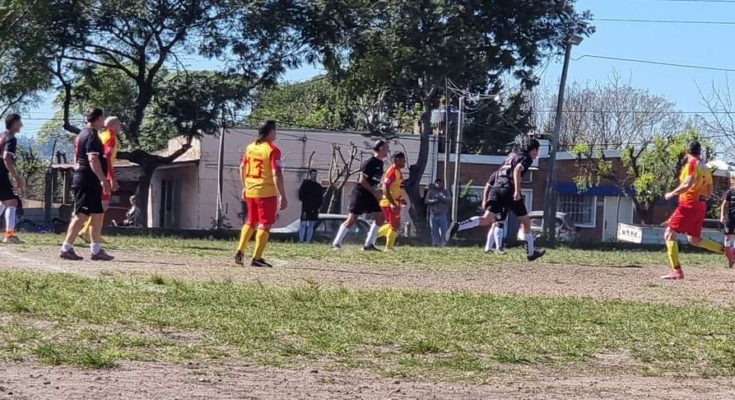 Resultados y posiciones de la Liga de Fútbol Súper Senior