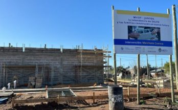 El intendente Lima recorrió las obras de construcción de 44 viviendas en barrio Andresito