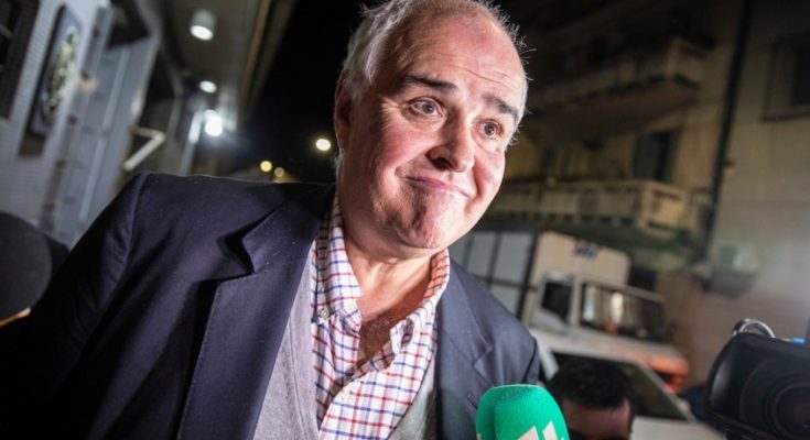 La Justicia dispuso la incautación de teléfonos celulares y pasaportes a Penadés y Mauvezín La Justicia dispuso la incautación de teléfonos celulares y pasaportes a Penadés y Mauvezín