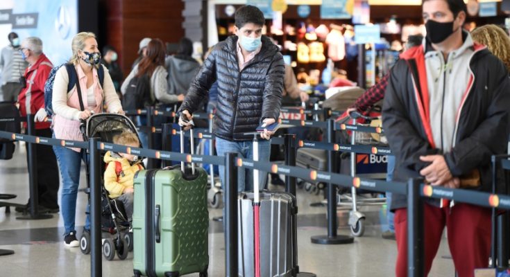 Casi 120 mil personas salieron de Uruguay por el fin de semana largo