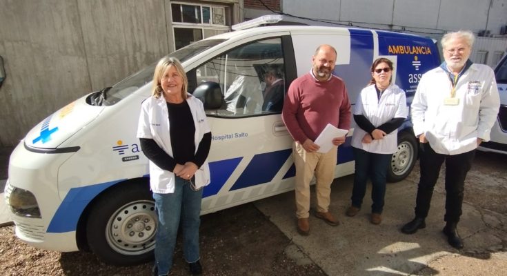 ASSE entregó una nueva ambulancia 0 Km especializada para el Hospital Regional Salto