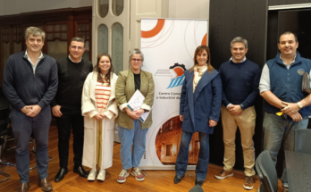 Mosca concretó la adquisición de las operaciones de la firma Office 2000