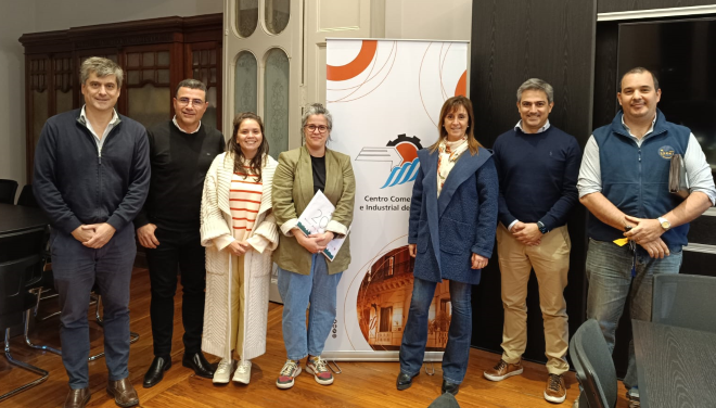 Mosca concretó la adquisición de las operaciones de la firma Office 2000 Mosca concretó la adquisición de las operaciones de la firma Office 2000