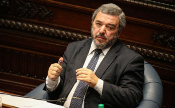 Mario Bergara se reunirá con las embajadas de Israel y Palestina y con el Comité Central Israelita