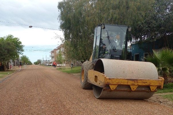 El intendente Lima aseguró que las calles constituyen una de las prioridades para el gobierno de Salto El intendente Lima aseguró que las calles constituyen una de las prioridades para el gobierno de Salto