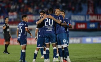 Torneo Clausura: Nacional goleó 3-0 a River Plate, con justicia, en el Estadio Centenario