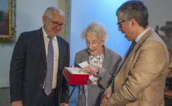 Ministerio de Educación y Cultura homenajeó a la poeta Ida Vitale