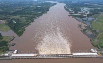 El embalse de Salto Grande atenuará la tercera onda de esta crecida