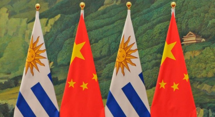 Uruguay y China firman declaración conjunta sobre establecimiento de la Asociación Estratégica Integral