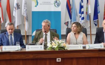 Enrique Antía es el nuevo presidente del Congreso de Intendentes Enrique Antía es el nuevo presidente del Congreso de Intendentes