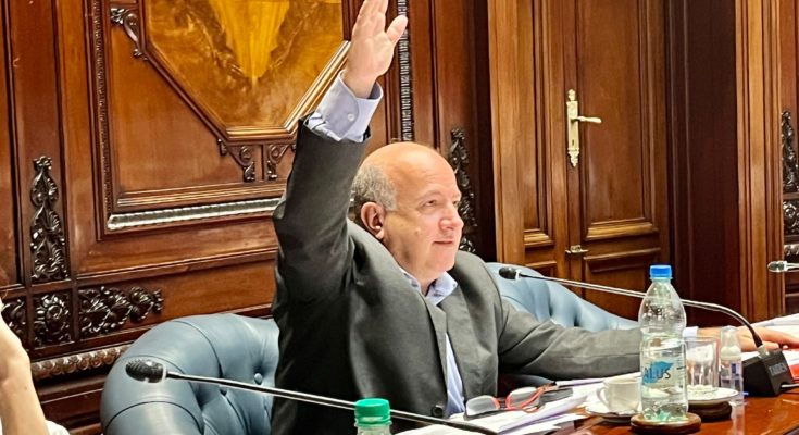 Senador Germán Coutinho sobre ley de deudores hipotecarios: “¡Ya es ley! 24 mil familias tendrán paz en las Fiestas”