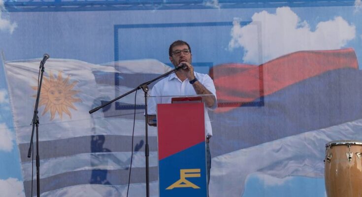 Acto aniversario del FA: Pereira definió al gobierno de la coalición multicolor como “la media década perdida”