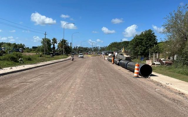 Intendente Lima recorrió las obras en los barrios Federico Moreira y Los Ingleses