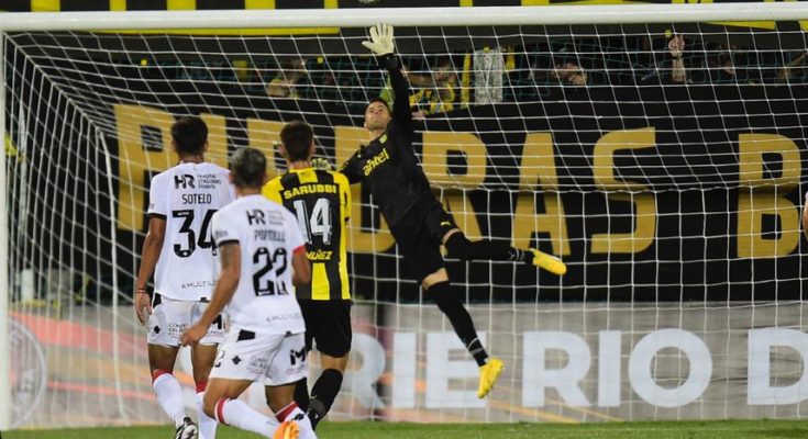 Amistoso: Peñarol cayó 1-0 con Newell’s en el Franzini, en un trámite donde mostró poco