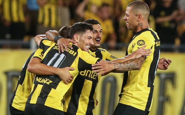 Copa Uruguay: Peñarol venció 2-0 a Boston River en el Campeon del Siglo y avanzó a cuartos