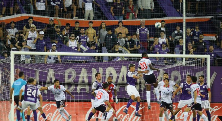 Apertura: Defensor Sporting y Nacional, en un partidazo, empataron 3-3 en el Franzini